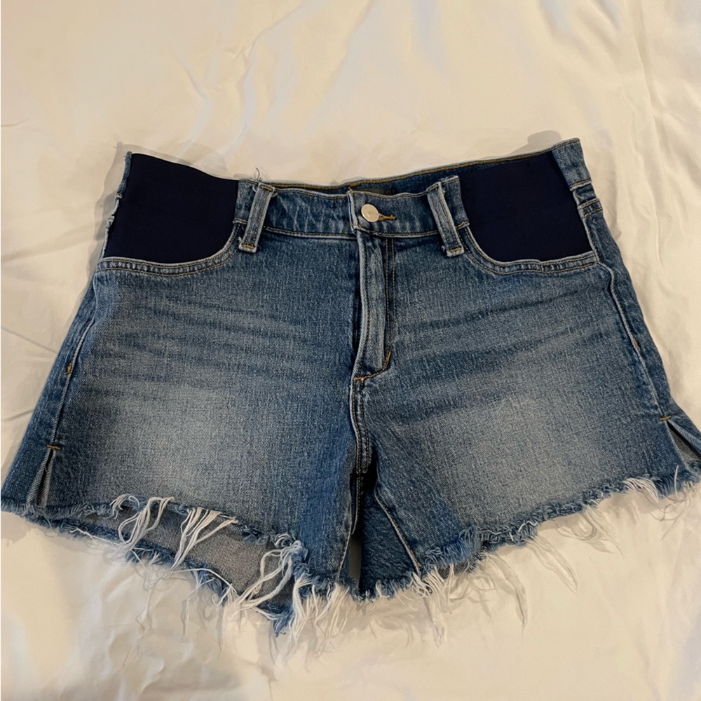 Joe Jean maternity shorts, “The Ozzie” size 4, fringe cut offs.